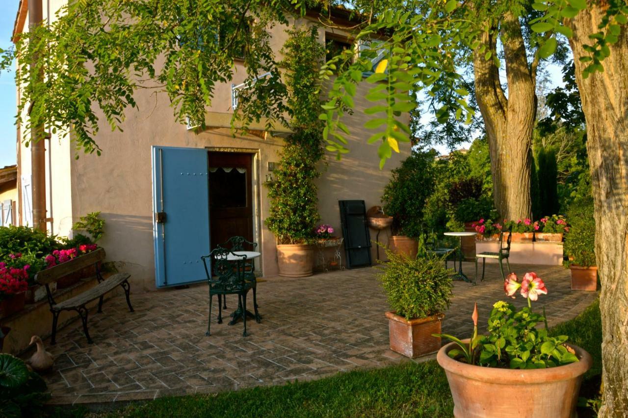 Appartamento Con Patio Privato E Giardino Tra Pisa E Firenze パラーイア エクステリア 写真